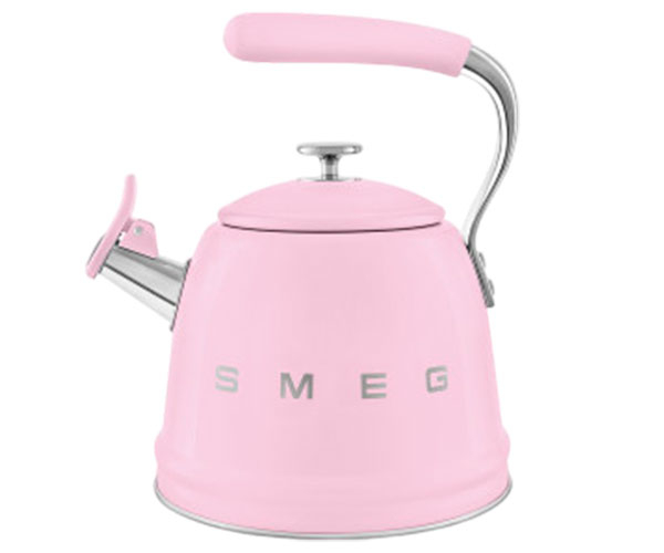Чайник со свистком SMEG WKF01PK розовый 2,3 л