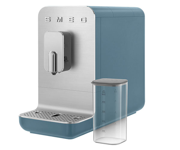 Кофемашина SMEG BCC13SBMEU голубая