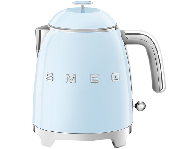 Электрочайник SMEG KLF05PBEU голубой 800 мл